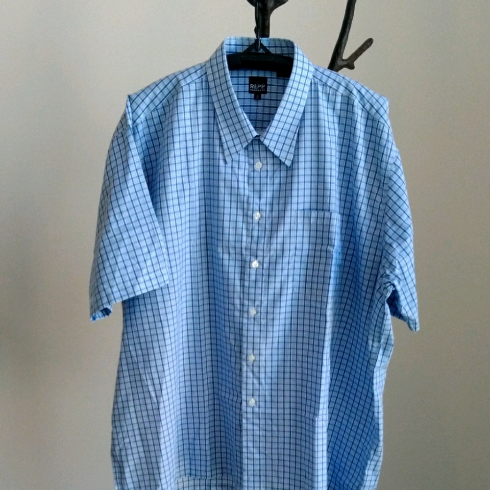 New 3X/3T REPP shirt - NWOT